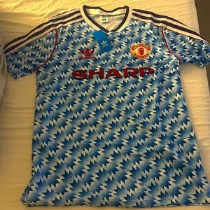 Rare Manchester United 1990 retro jersey Medium